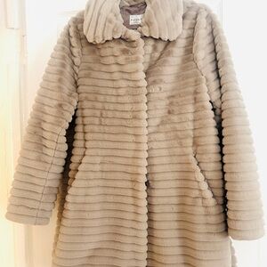 PATTY KIM Ribbed Teddy Coat in Taupe